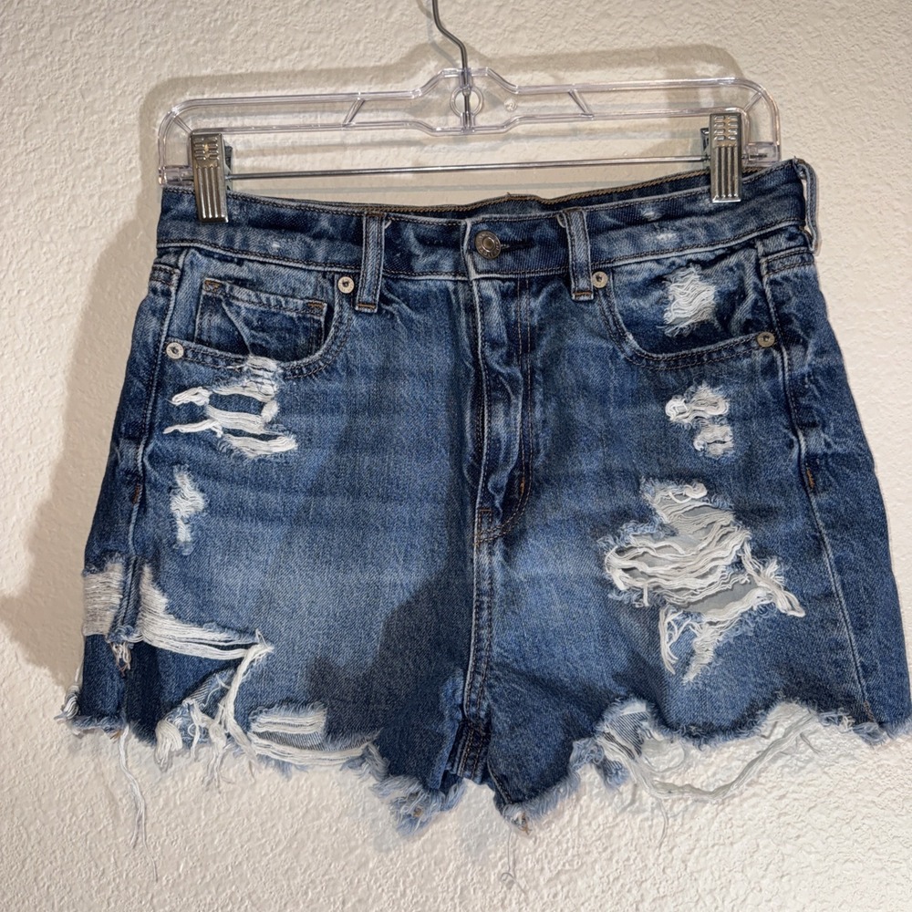 American Eagle 🦅 Mom Shorts Women Size‎ 4 High Rise Distressed Comfort Stretch